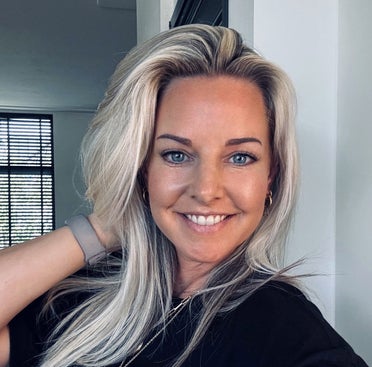 Ik ben Charissa van der Made en ik ben met heel veel plezier werkzaam als hypnotherapeut.