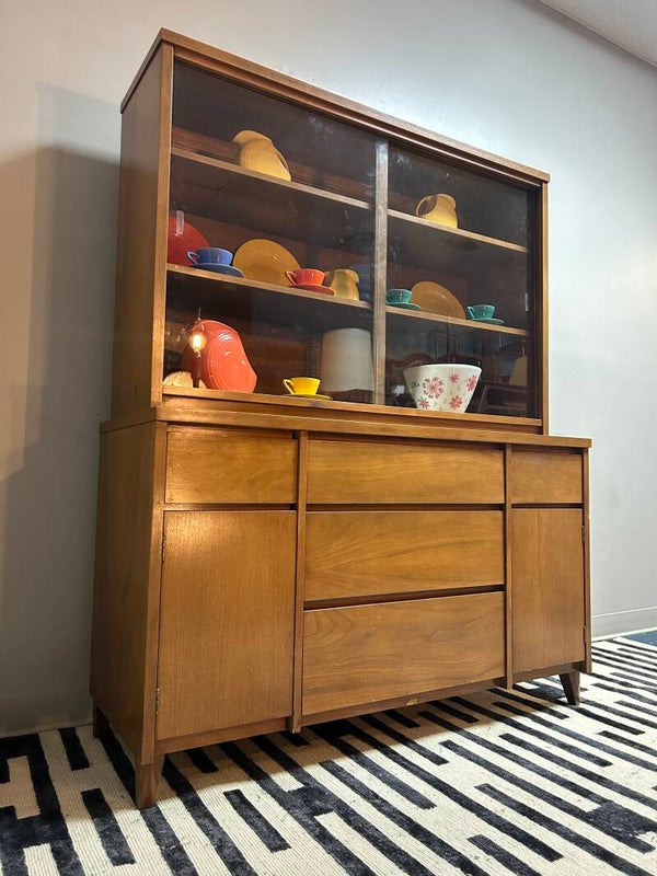 mid-century Stanely one piece hutch