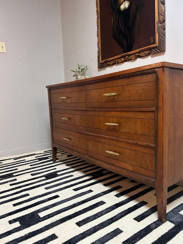 midcentury 6 drawer dresser with brass hardware