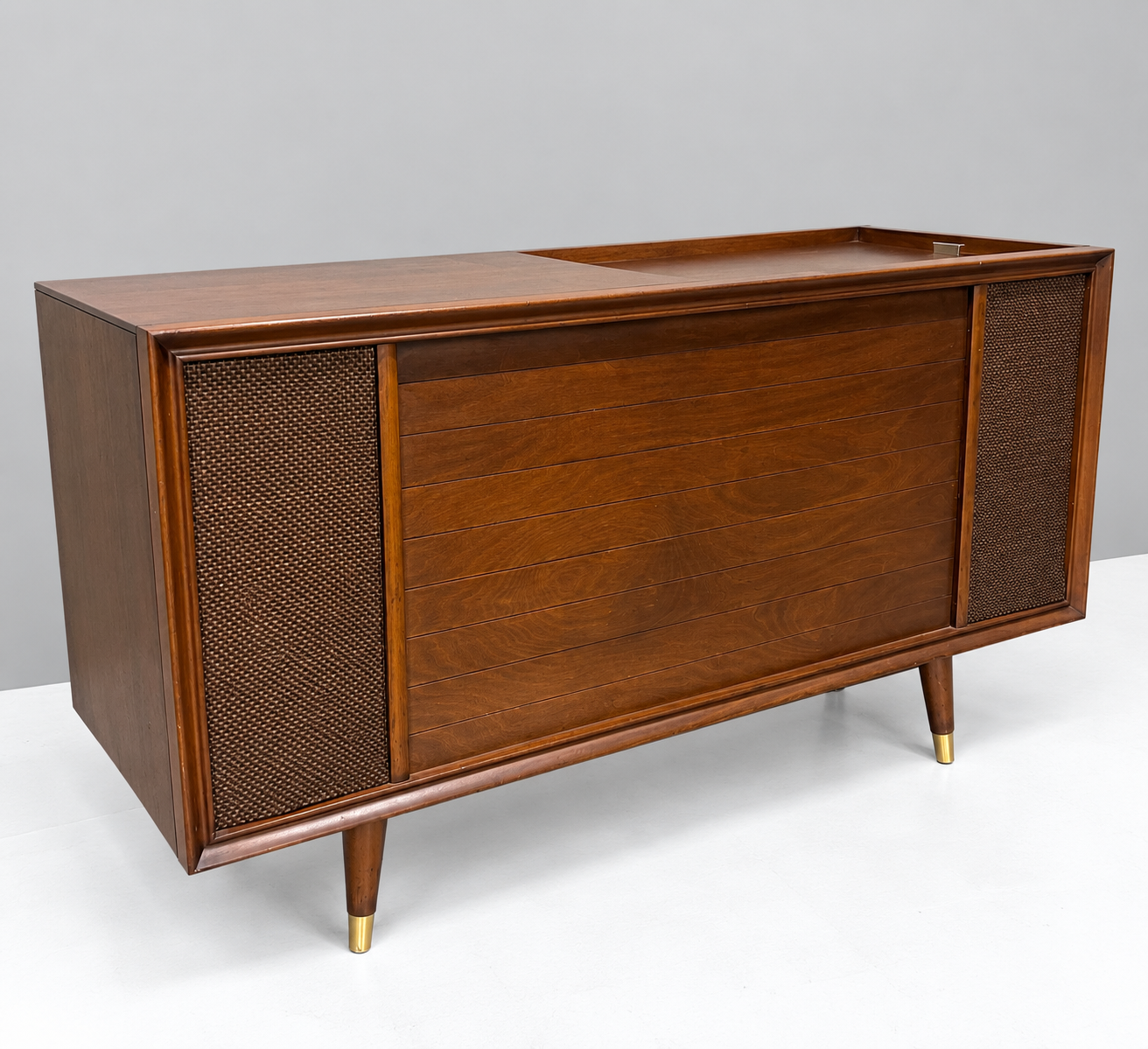 Mcm Solid State Record Player