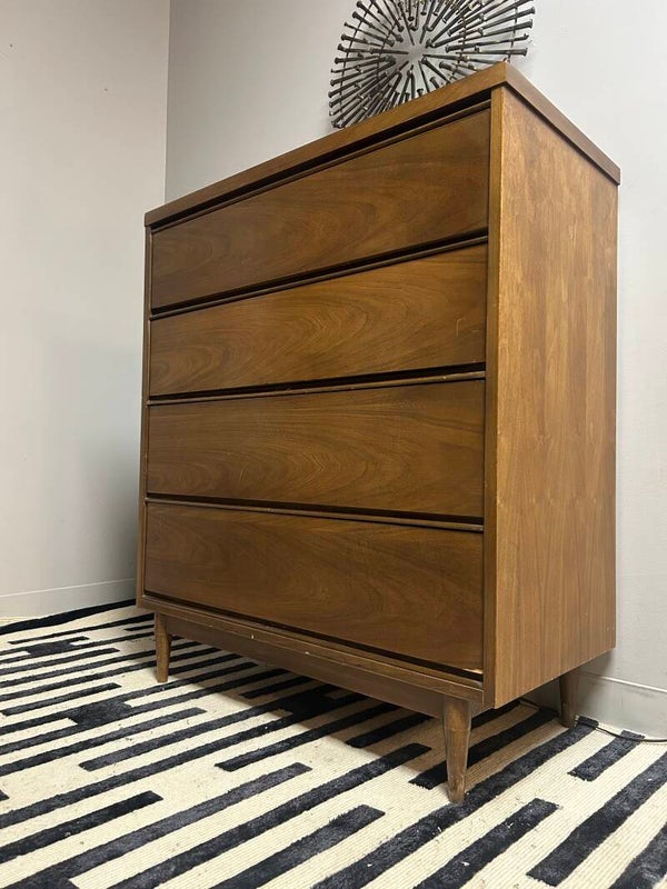 midcentury 6 drawer dresser with laminate top