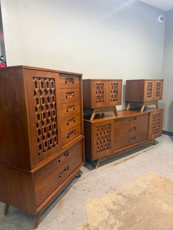 Mcm Young manufacturing bedroom set