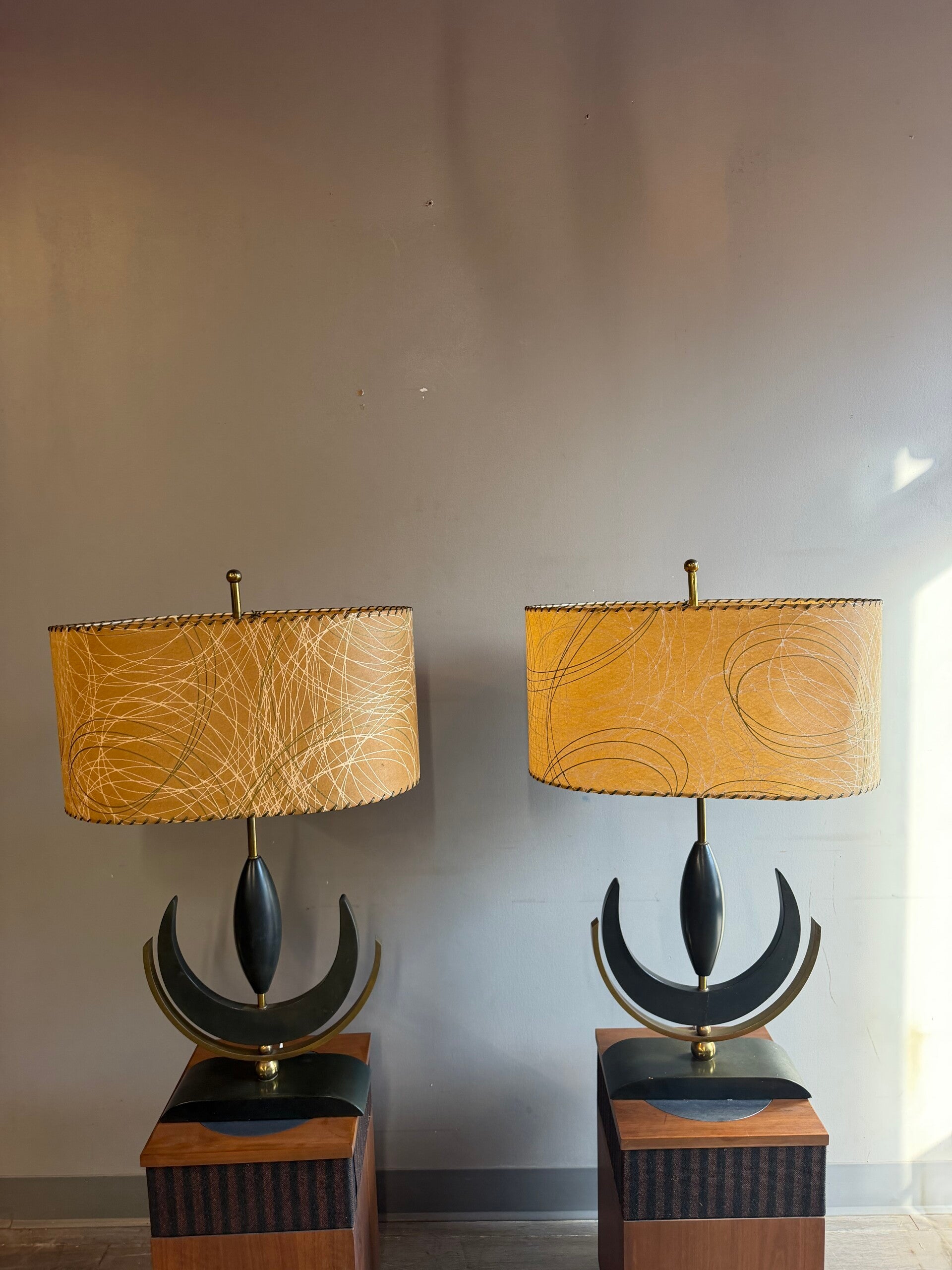 Mcm atomic crescent lamp pair