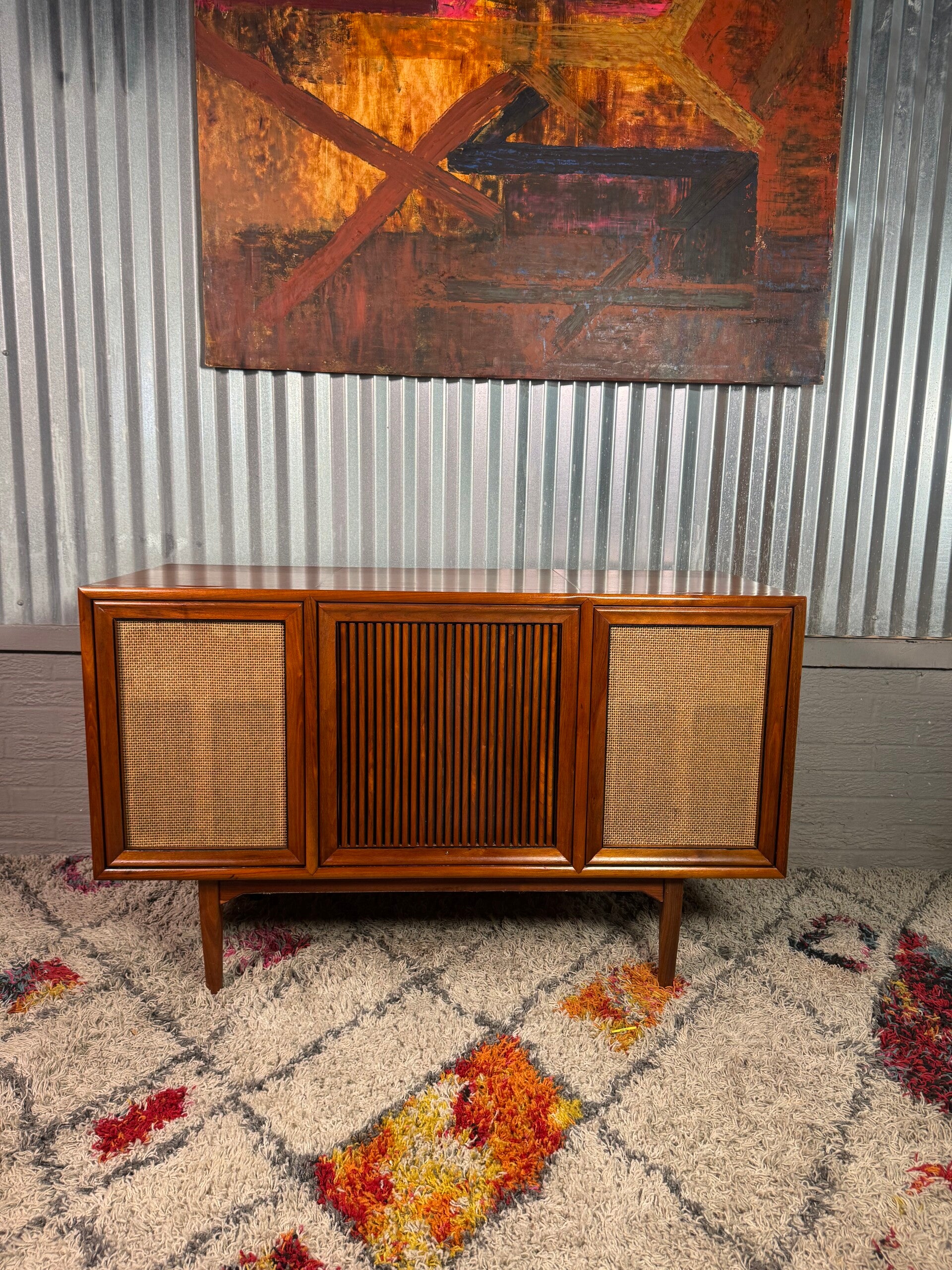 Mcm Drexel Motorola Console Stereo