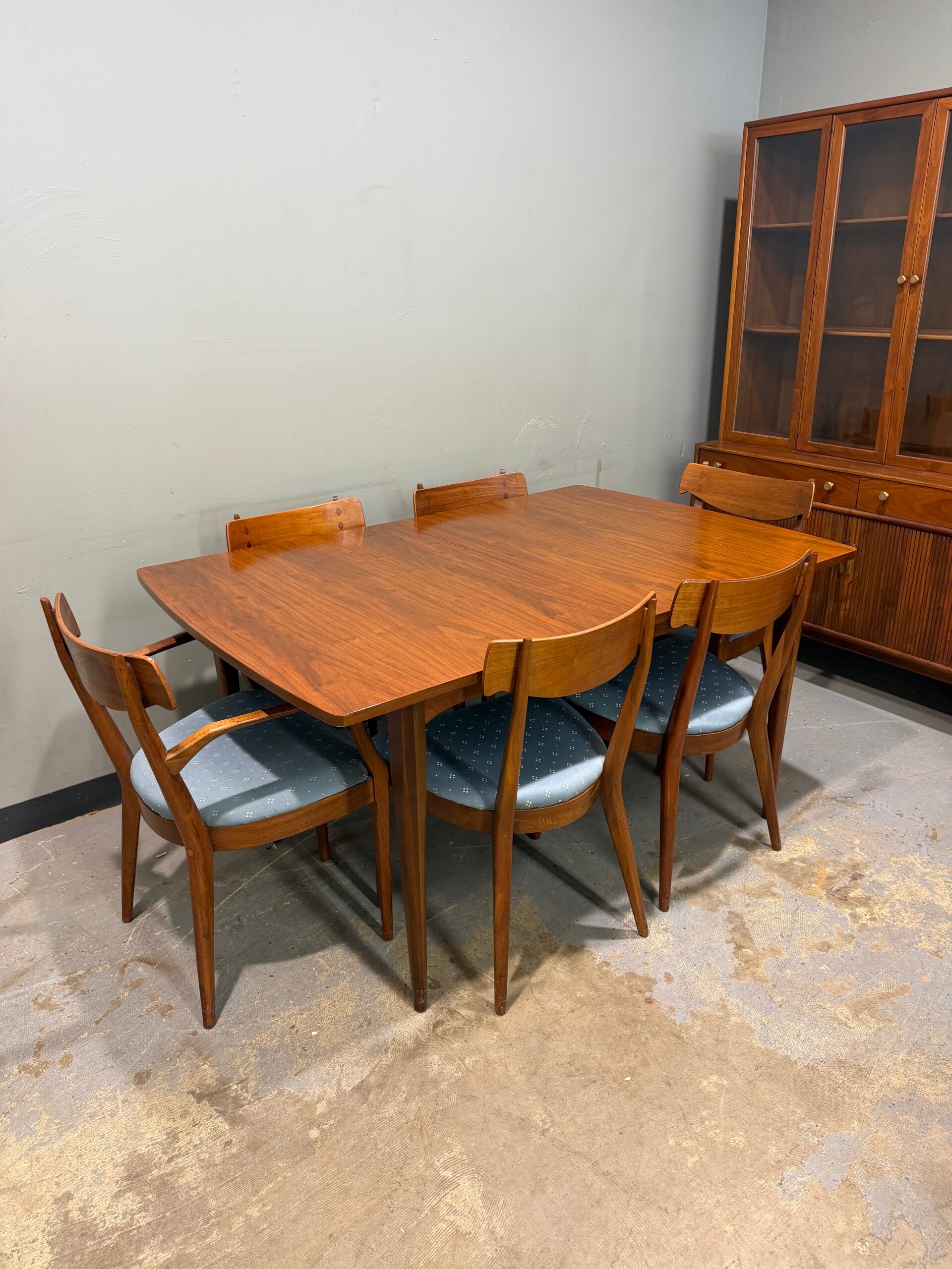 Mcm Drexel declaration dining set with 6 chairs