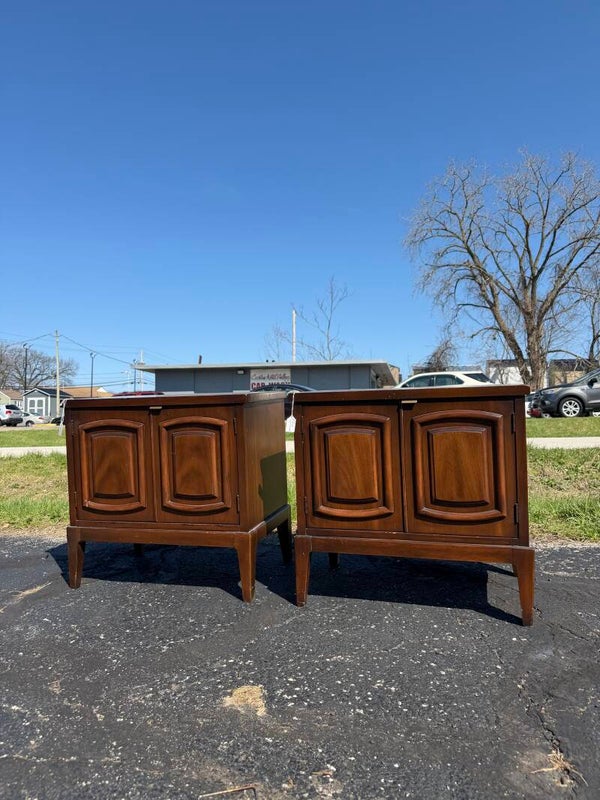 Mcm Lane Rhythm Nightstand Pair