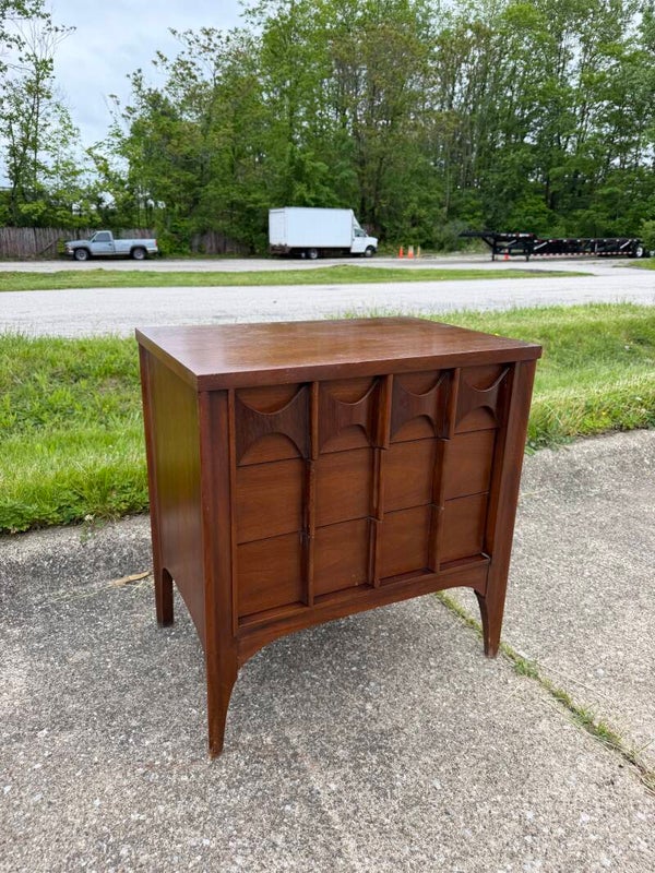 Mcm Kent Coffey Perspecta 3 drawer nightstand