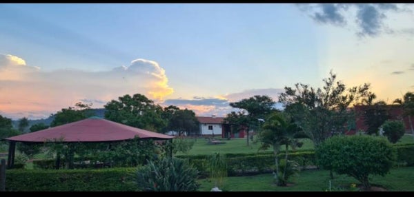 🌿 Anwesen in Atyrá – Loma Guazú 📍 Zwischen Atyrá und Caacupé