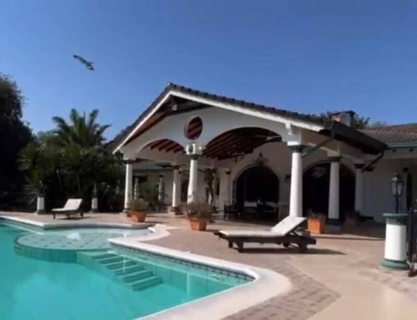 PRIVATE LUXUSRESIDENZ MIT BOTANISCHEM PRIVATPARK IN ALTOS