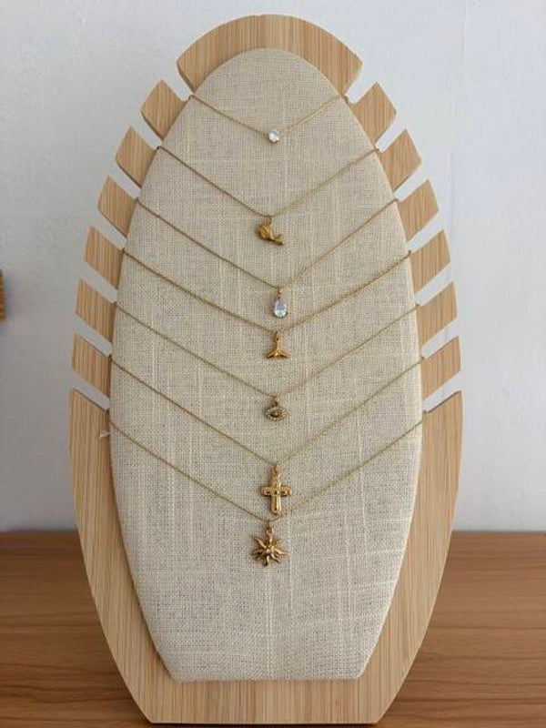 Collier fin