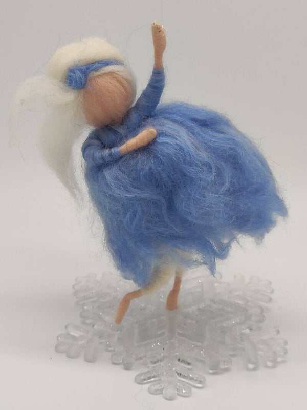 Eiselfe, hängend