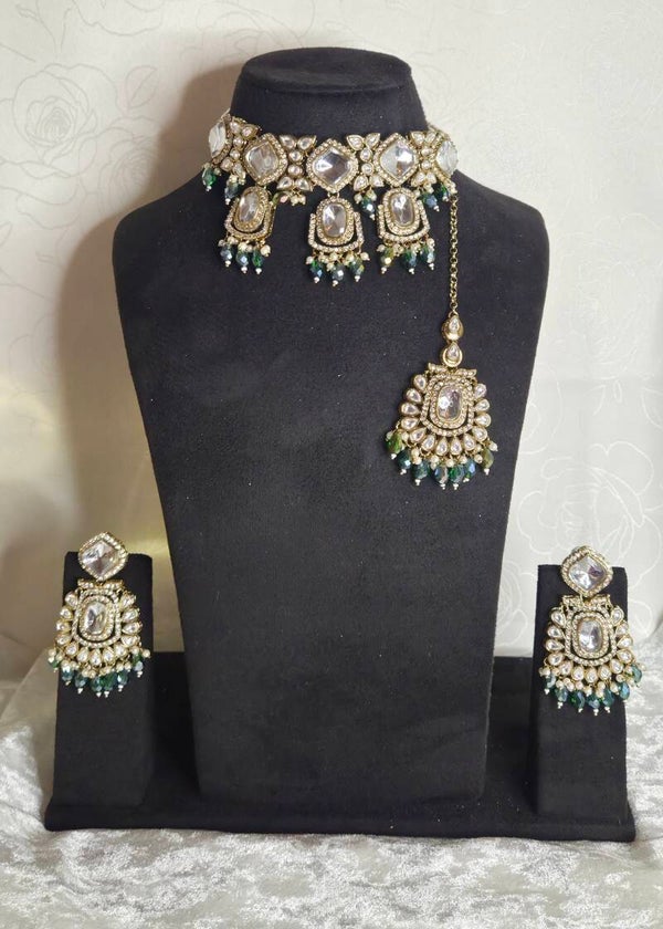 Shanaya Kundan set - Green