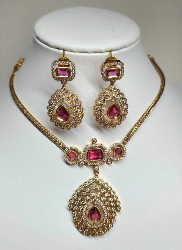 3 delig Kundan set - Fucshia
