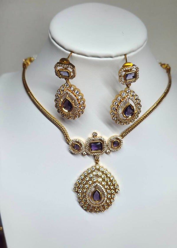 3 delig Kundan set - Purple