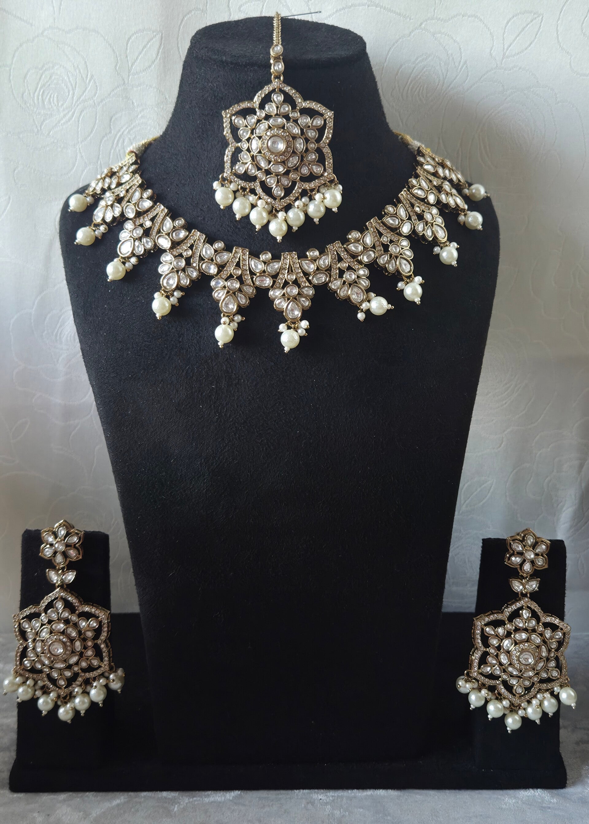 Kundan KM - 1694 - Champagne