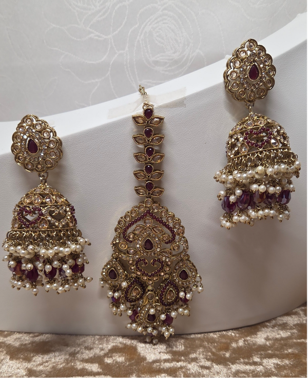 Maang Teeka Bainganee