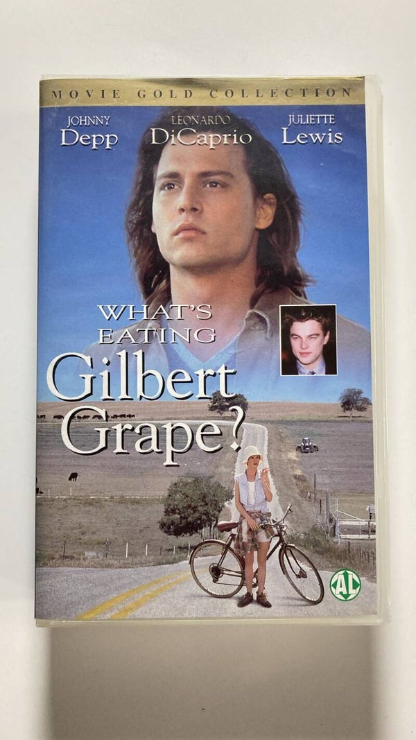 WHAT’S EATING GILBERT GRAPE? (VHS)