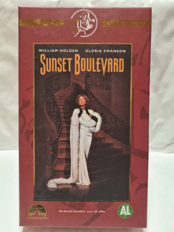 SUNSET BOULEVARD (VHS)