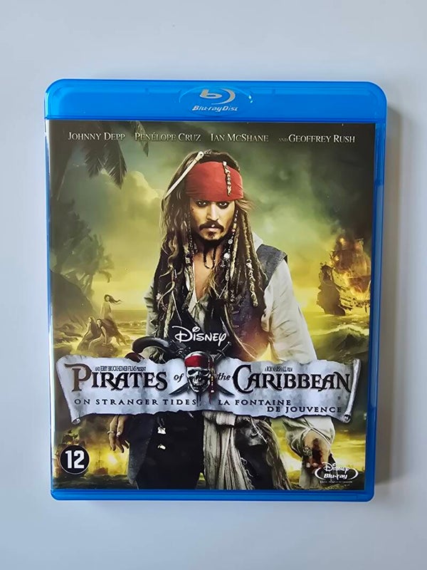 PIRATES OF THE CARIBBEAN ON STRANGER TIDES (BLURAY)