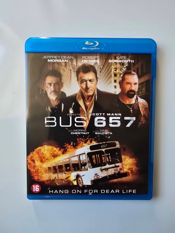 BUS 657 (BLURAY)