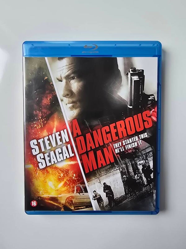 A DANGEROUS MAN (BLURAY)