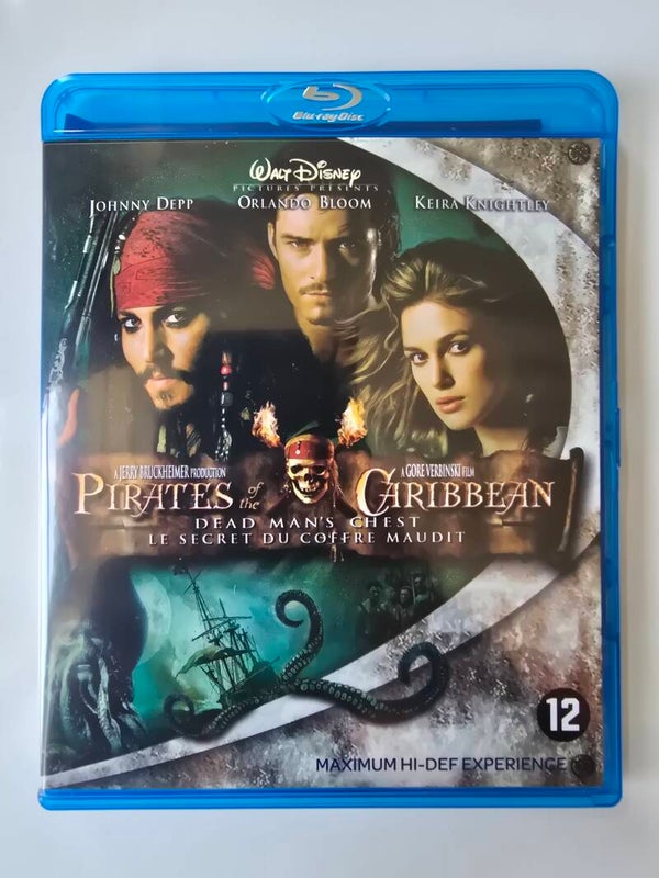 PIRATES OF THE CARIBBEAN DEAD MAN'S CHEST (BLURAY)