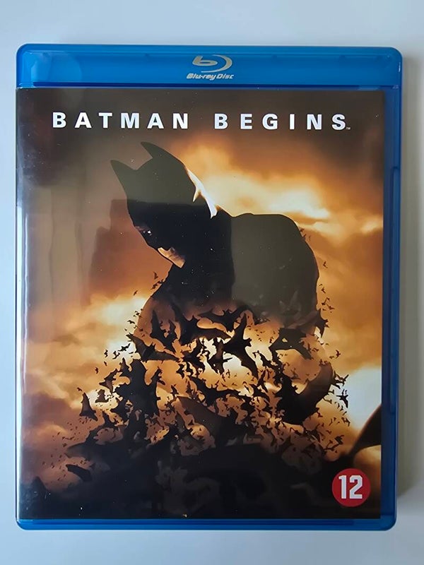 BATMAN BEGINS (BLURAY)