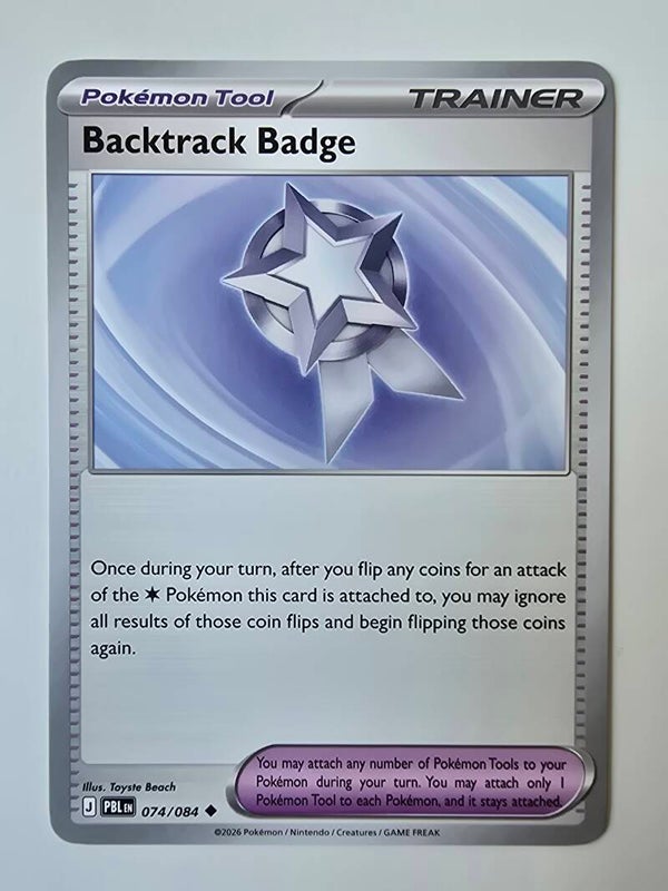 BACKTRACK BADGE (PITCH BLACK 074/084) (TRADING CARD)