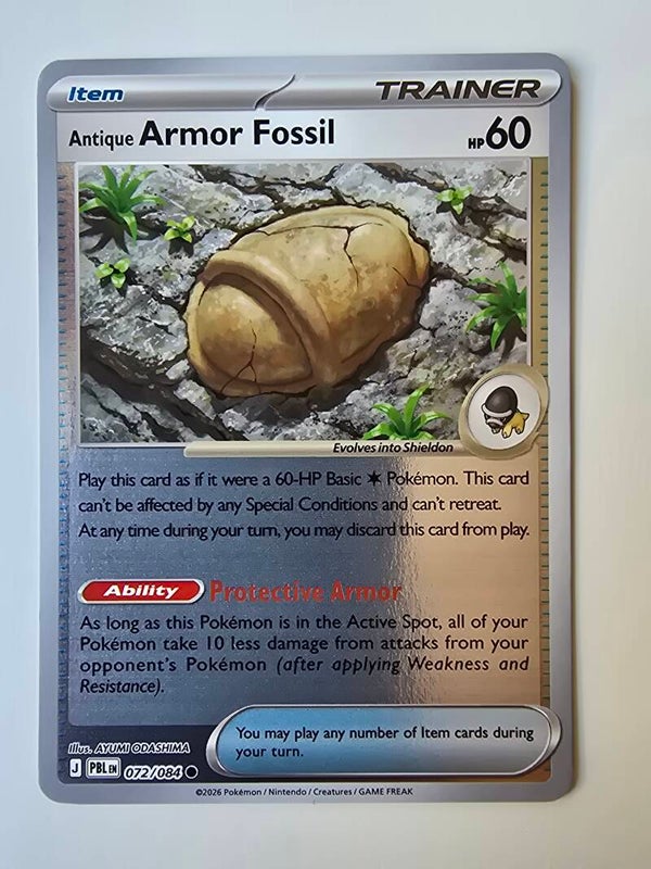 ANTIQUE ARMOR FOSSIL (PITCH BLACK 072/084) (REVERSE HOLO) (TRADING CARD)