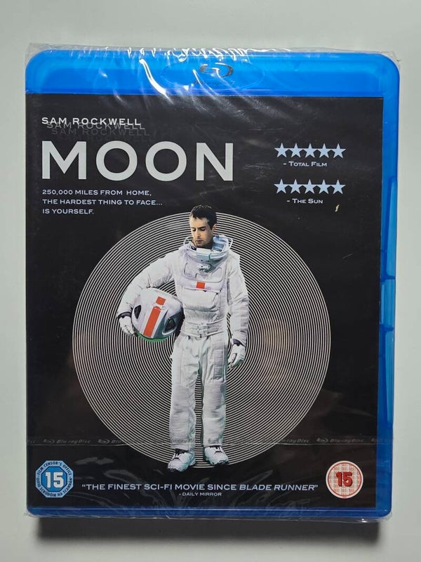 MOON (2009) (IMPORT WITHOUT DUTCH SUBS) (IN SEAL) (BLURAY)