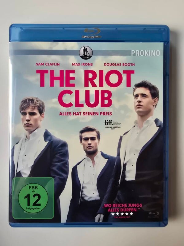 THE RIOT CLUB (IMPORT WITHOUT DUTCH SUBS) (BLURAY)