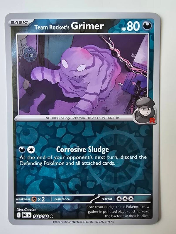 TEAM ROCKET'S GRIMER (DESTINED RIVALS 123/182) (REVERSE HOLO) (TRADING CARD)