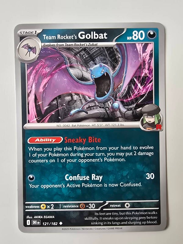 TEAM ROCKET'S GOLBAT (DESTINED RIVALS 121/182) (TRADING CARD)