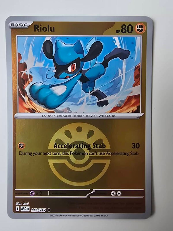 RIOLU (ASCENDED HEROES 112/217) (REVERSE HOLO FRIEND BALL) (POKÉMON) (TRADING CARD)
