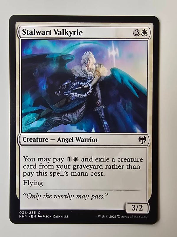 STALWART VALKYRIE (KHM) (031/285 C) (MTG) (TRADING CARD)