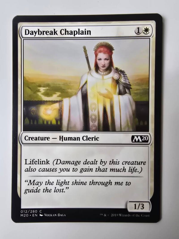 DAYBREAK CHAPLAIN (M20) (012/280 C) (MTG) (TRADING CARD)