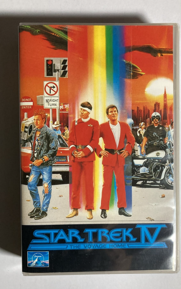 STAR TREK IV: THE VOYAGE HOME (VHS)