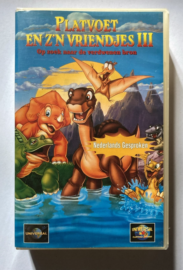 THE LAND BEFORE TIME lll: THE TIME OF THE GREAT GIVING (VHS)