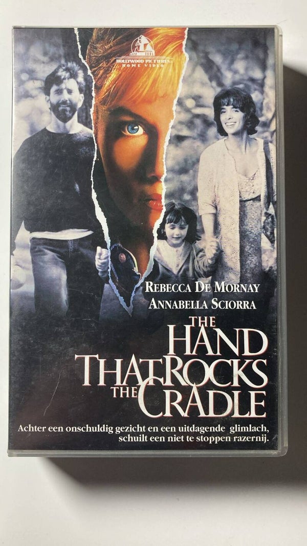 THE HAND THAT ROCKS THE CRADLE (VHS)