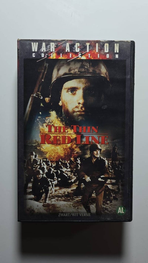THE THIN RED LINE (VHS)