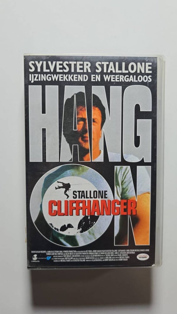 CLIFFHANGER (VHS)