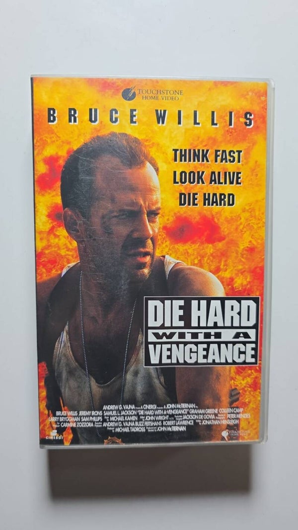 DIE HARD WITH A VENGEANCE (VHS)