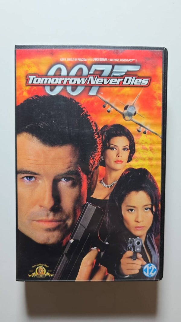 TOMORROW NEVER DIES (VHS)