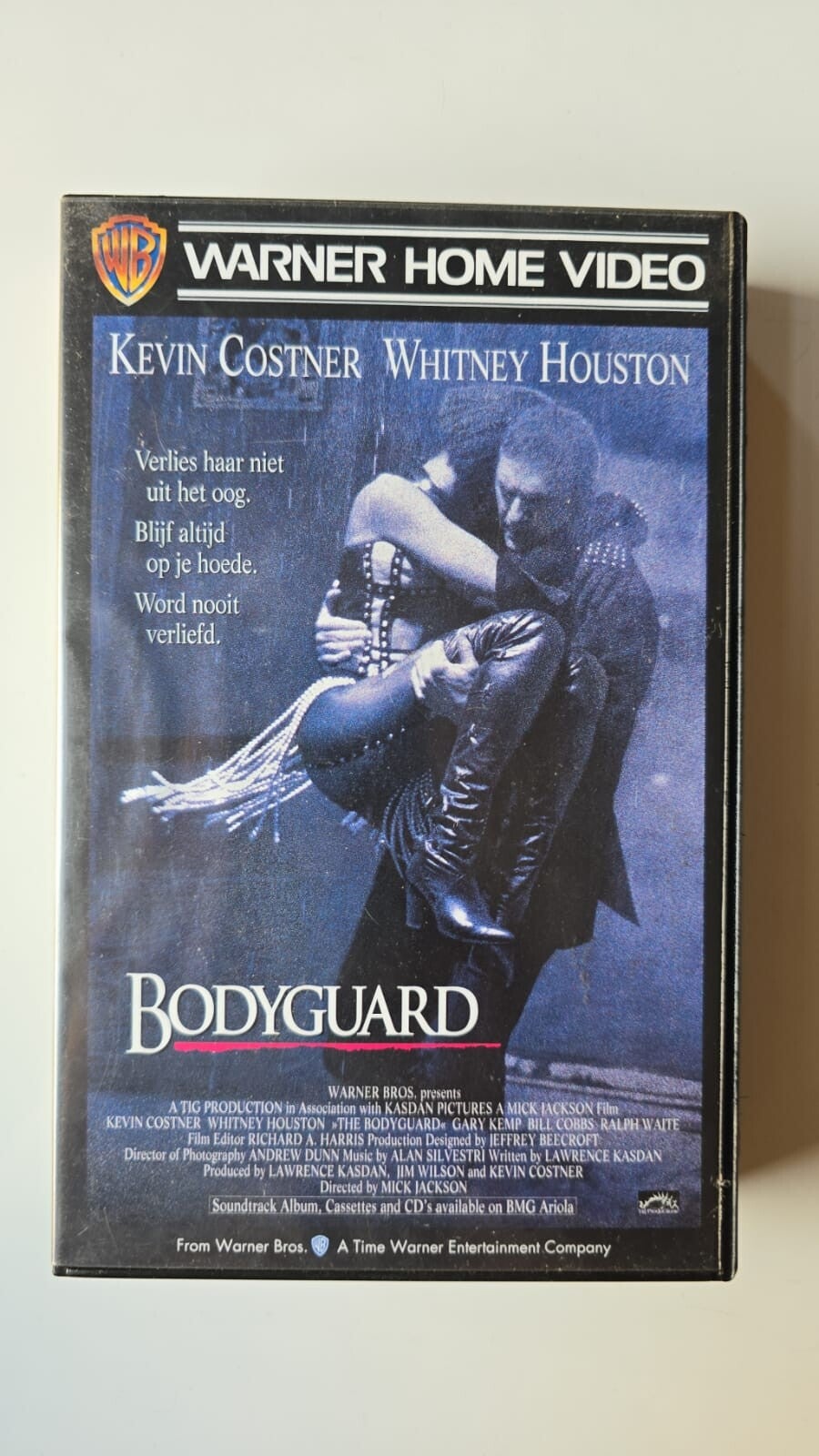 THE BODYGUARD (VHS)