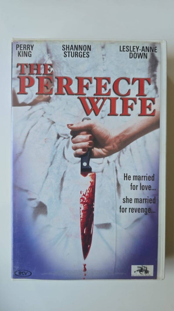 THE PERFECT WIFE (EX RENTAL) (VHS)