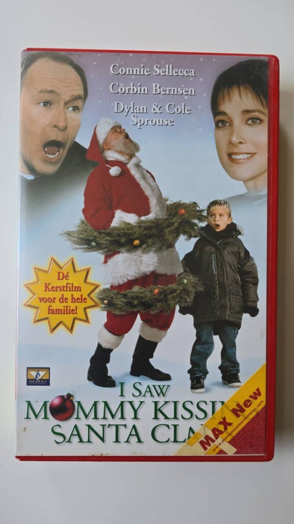 I SAW MOMMY KISSING SANTA CLAUS (EX RENTAL) (VHS)