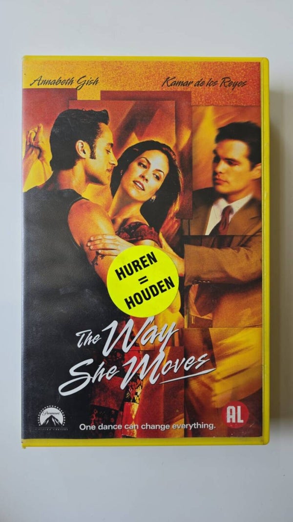 THE WAY SHE MOVES (EX RENTAL) (VHS)