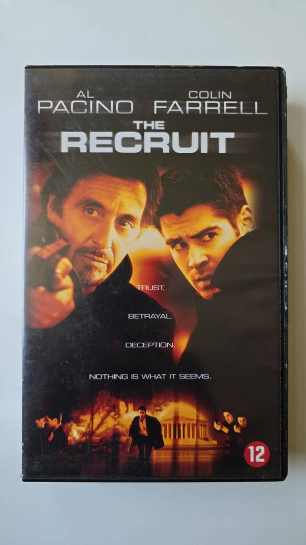 THE RECRUIT (EX RENTAL) (VHS)