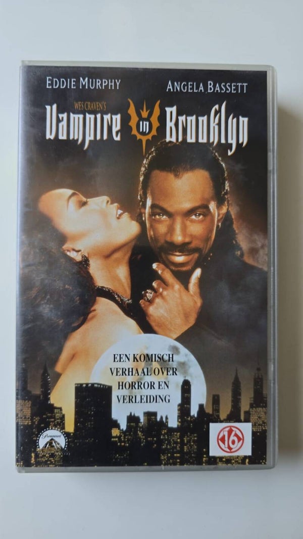 VAMPIRE IN BROOKLYN (VHS)