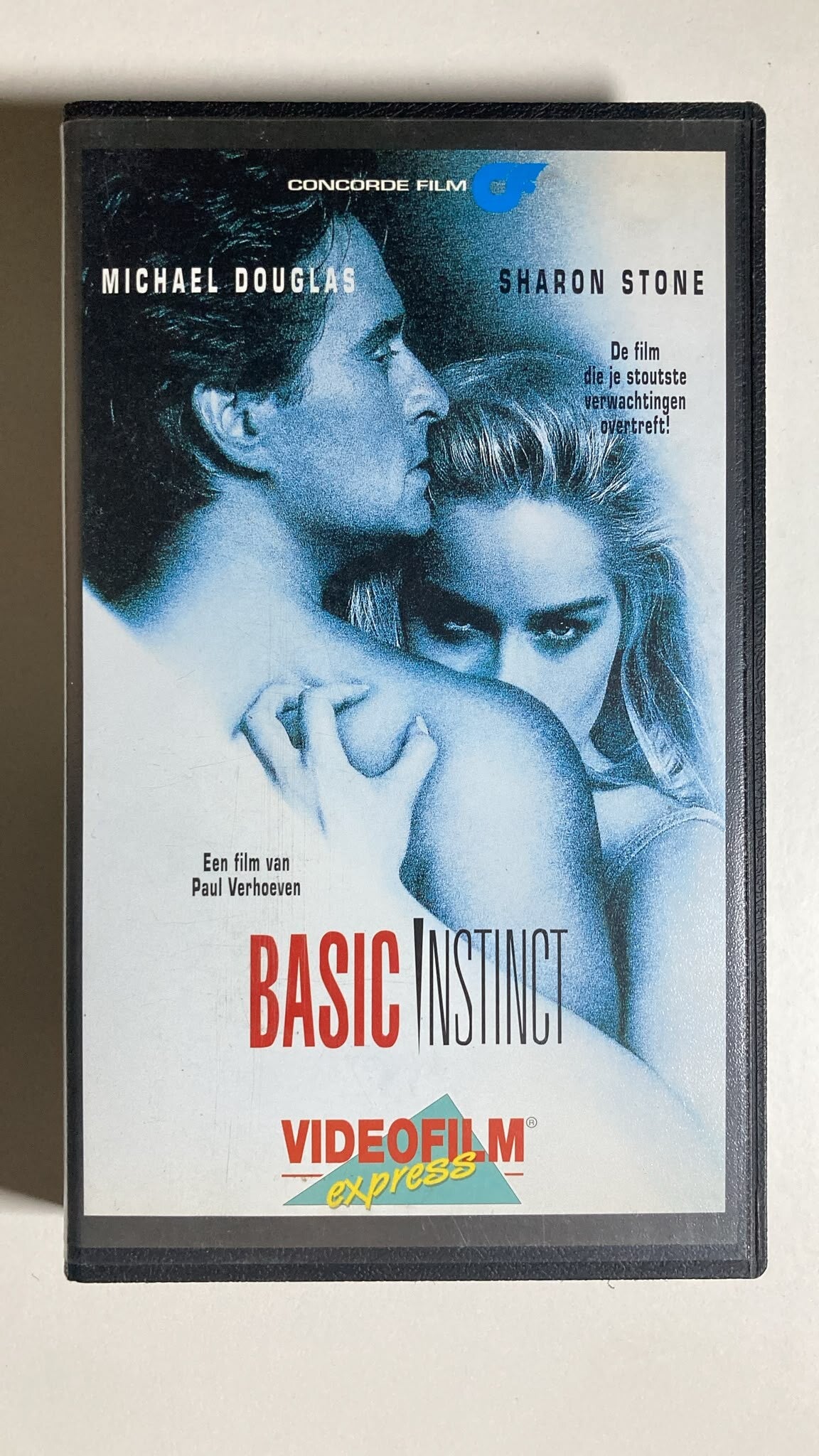 BASIC INSTINCT (VHS)